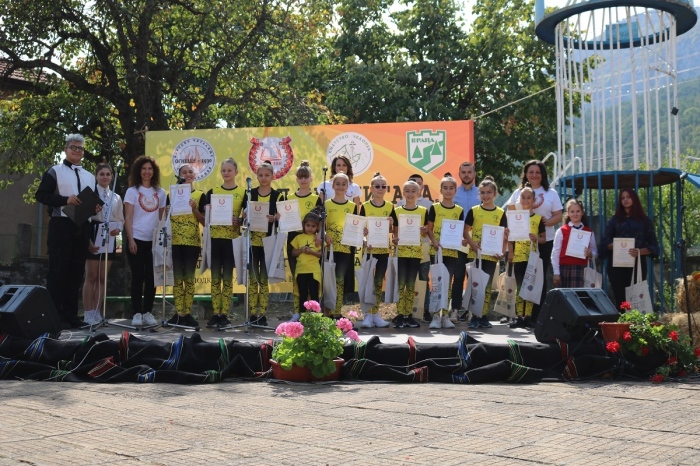 Фестивал на книгата, добрините и традициите в село Челопек 