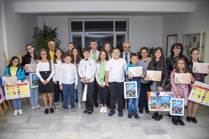 Наградиха призьорите в Общинския ученически конкурс в памет на Асен Босев