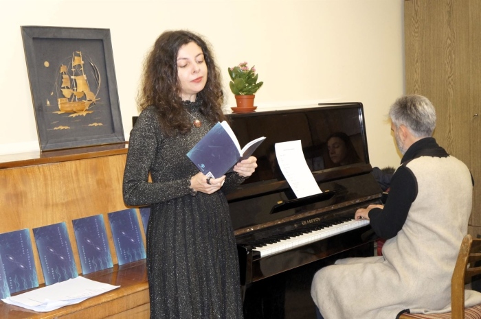 Десислава Пламенова представи в Мездра своята поезия и проза 