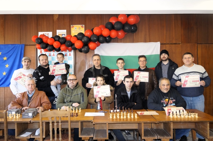 Шахмат: Николай Георгиев спечели коледен турнир по блиц в Мездра 