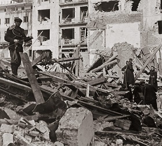Документален филм за бомбардировките на Враца 