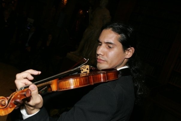 Уникална цигулка от 1727 г. ще чуят врачани в концерт 