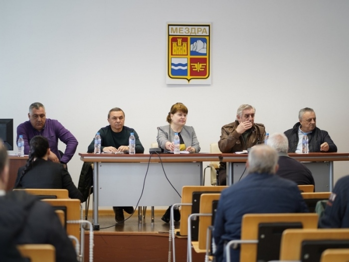Областният управител се срещна с кметове на кметства от община Мездра