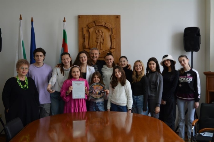 Кметът на Монтана Златко Живков поздрави талантливи деца 