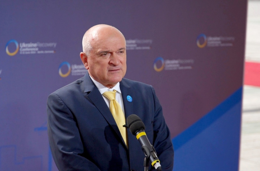 Премиерът Димитър Главчев: Изборите протекоха честно и прозрачно