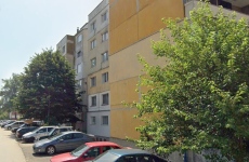 Обновяване на четири жилищни сгради в Мездра