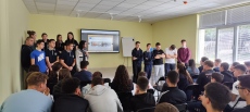 Клуб Еразъм към ППМГ „Акад. Иван Ценов“ отбеляза Деня на Европа 