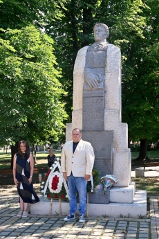 В Монтана почетоха Апостола на Свободата