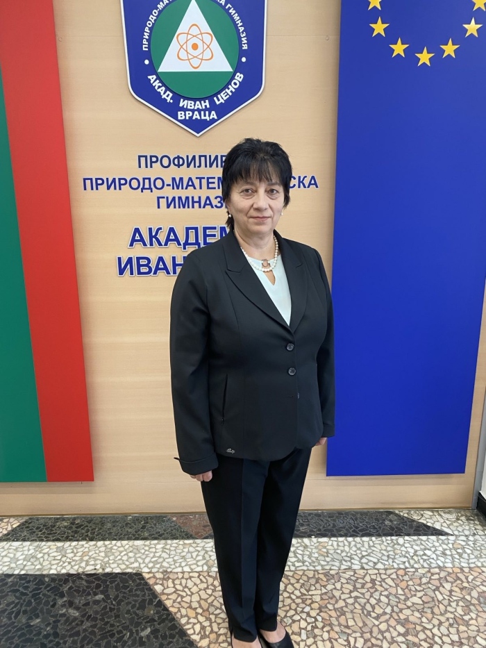 Математическата гимназия във Враца е с нов директор