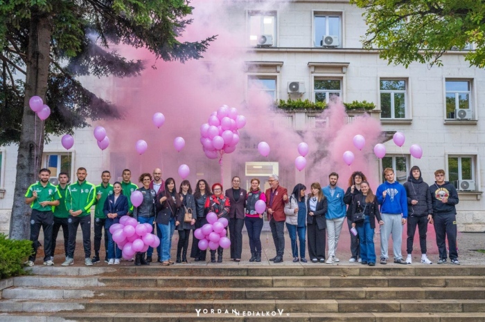Стартира кампанията „Розов октомври“ 