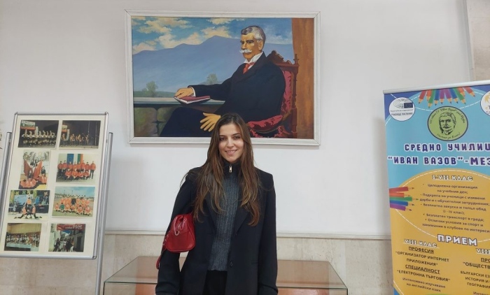 Талантлива актриса се срещна с ученици от Мездра