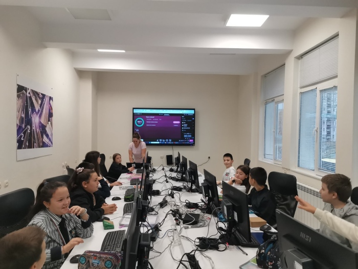 Петокласници от ППМГ–Враца отбелязаха Европейската седмица на програмирането