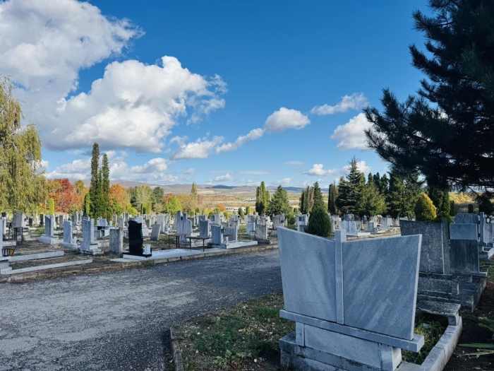 Чисти гробищни паркове и по-добра организация за Архангелова задушница 