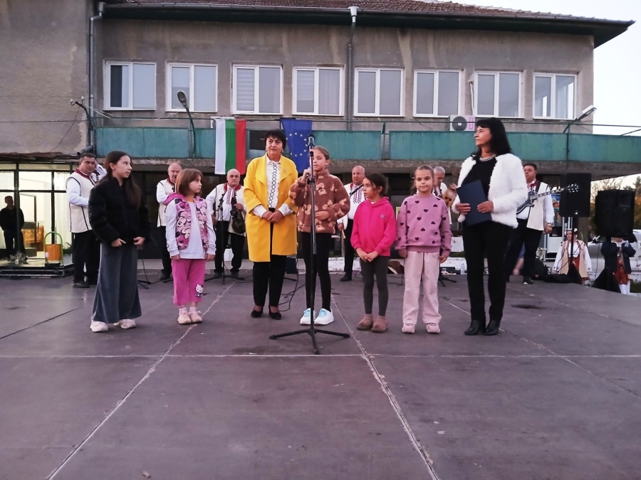 Традиционен събор на село Акациево