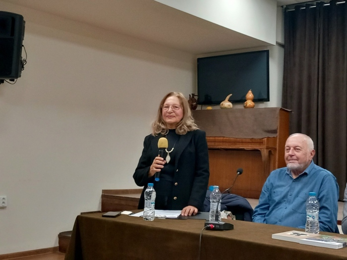 В Белоградчик представиха книги на професор Божидар Попов