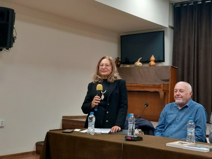 В Белоградчик представиха книги на професор Божидар Попов