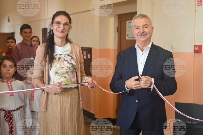 Модерен СТЕМ център с четири кабинета беше открит в Пето основно училище в Монтана