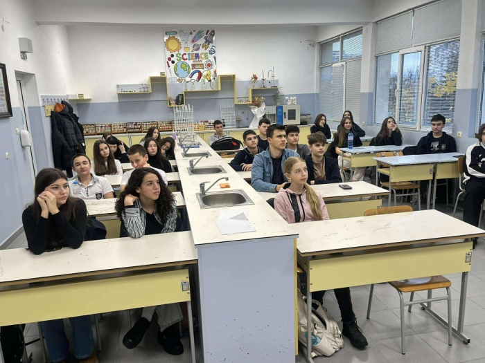 Младшите посланици участват активно в Седмицата на толерантността 