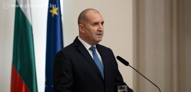 Президентът Румен Радев: Предсрочните избори са единственият път напред