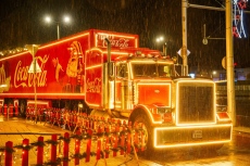 Lidl посреща Коледния камион на Кока-Кола във Враца