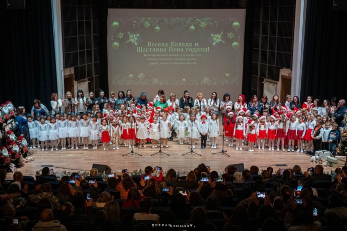 Коледни концерти на врачанските деца