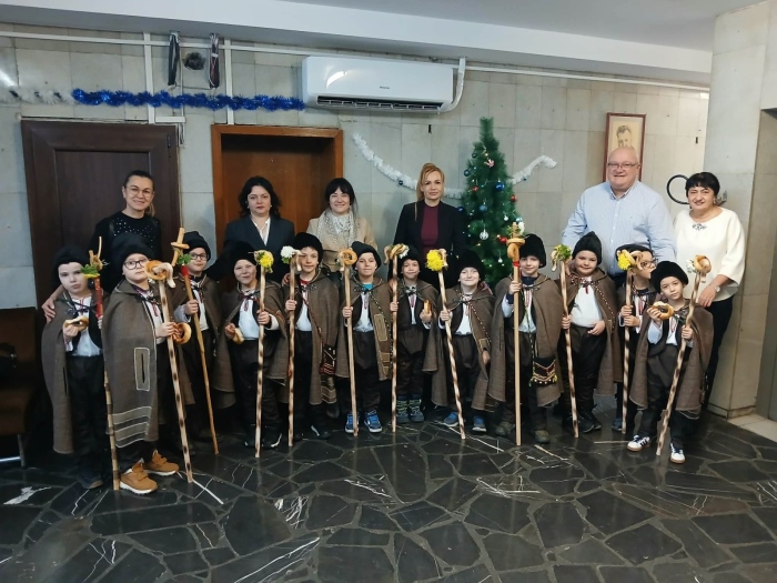 Коледари при кмета на Видин