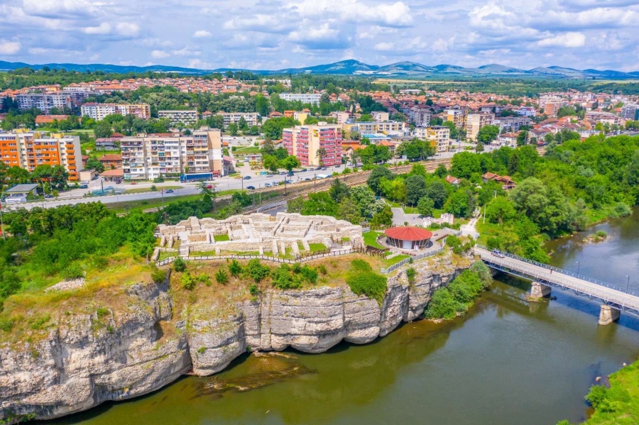 Община Мездра се включи в проекта „Архитектурните забележителности на България“  