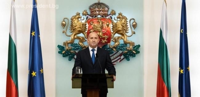 Румен Радев с извънредно обръщение към българския народ
