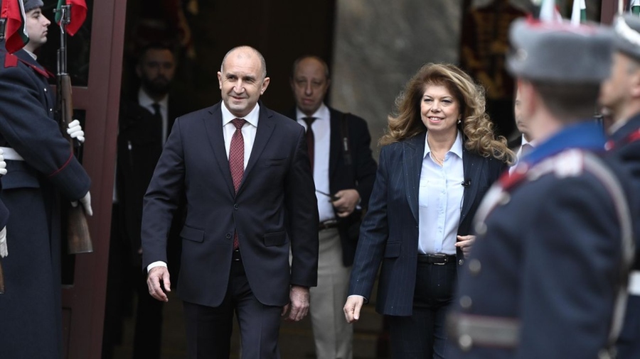 Румен Радев напусна президентската институция 