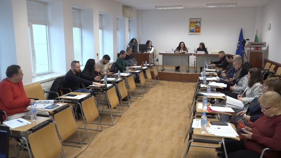 Първо заседание на Общинския съвет в Мездра 