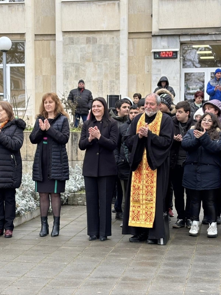 Мизия отбеляза тържествено 56 години от обявяването си за град