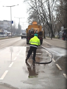 Във Видин започна миенето на улиците