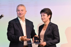 Кметът на Монтана връчи Почетна значка на д-р Антоанета Блажева  