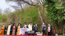 Алботинският манастир събра стотици на Великденския събор