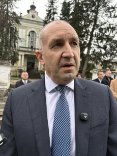 Ген. Румен Радев учредява във Велико Търново партия „Прогресивна България“