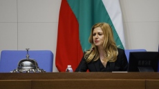Михаела Доцова е новият председател на парламента
