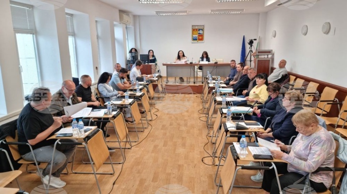 Общинският съвет утвърди Светозар Луканов за управител на МБАЛ - Мездра