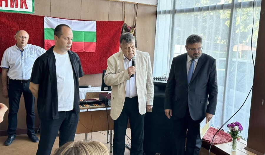 Министър  Вълчев се срещна с ръководители на  похода „Козлодуй – Околчица“ в село Баница