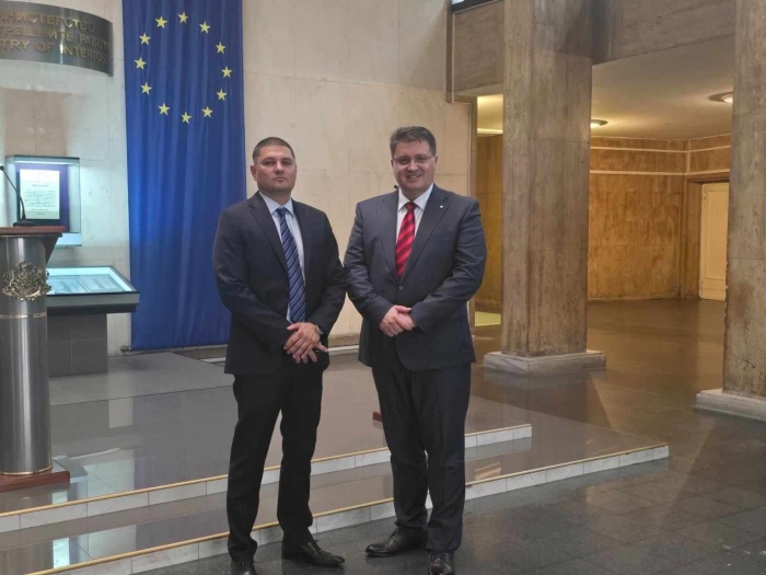 Областният управител Росен Михайлов на среща в МВР
