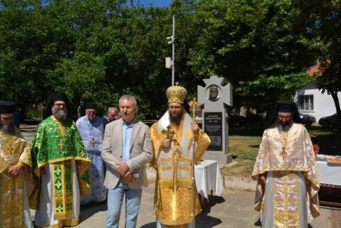 В Монтана издигнаха паметник на отец Йордан