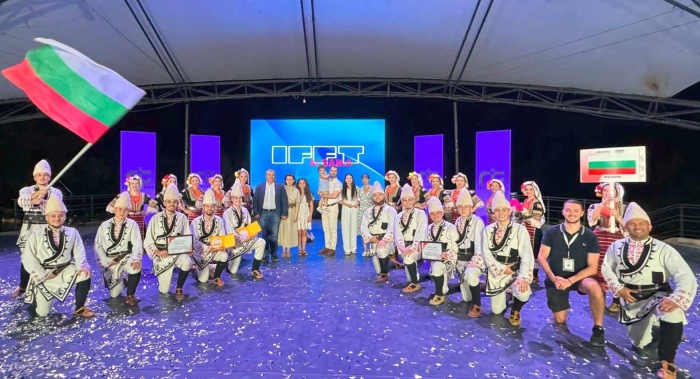 Ансамбъл „Мездра“ с престижни награди на International Folk Festival Tirana 2026  
