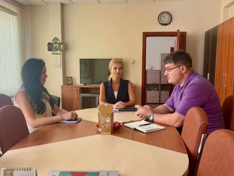 Областното ръководство проведе среща с директора на Областно пътно управление– Враца