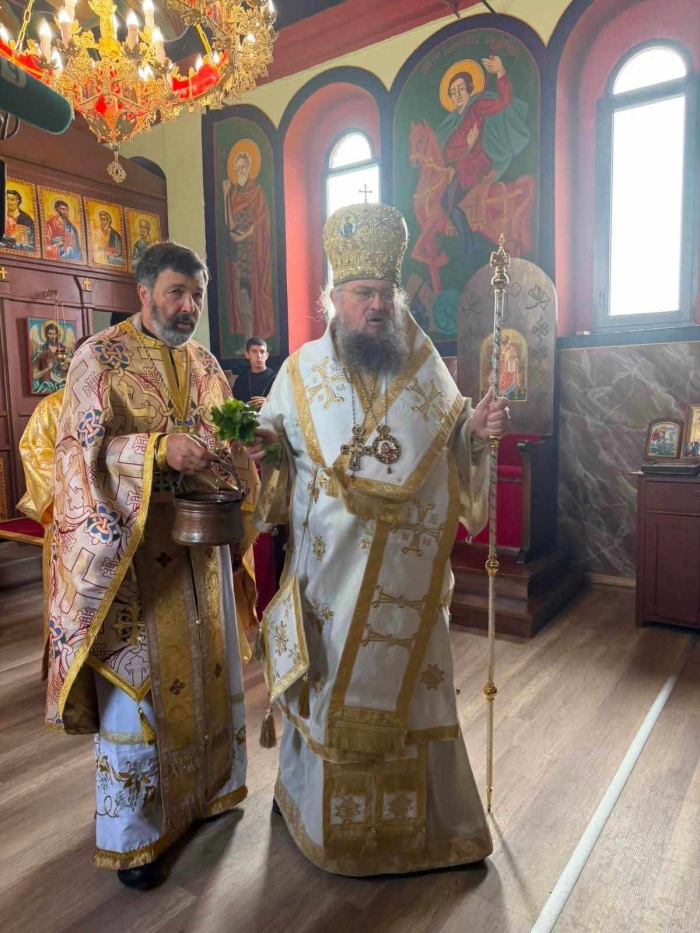  Врачанският владика освети църквата „Св. Иван Рилски“ във Войводово