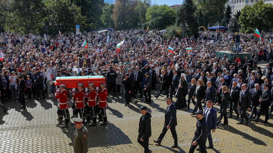 Премиерът Румен Радев: Завръщането на цар Самуил в България 