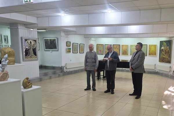Димо Троянов подреди ретроспективна изложба в Монтана